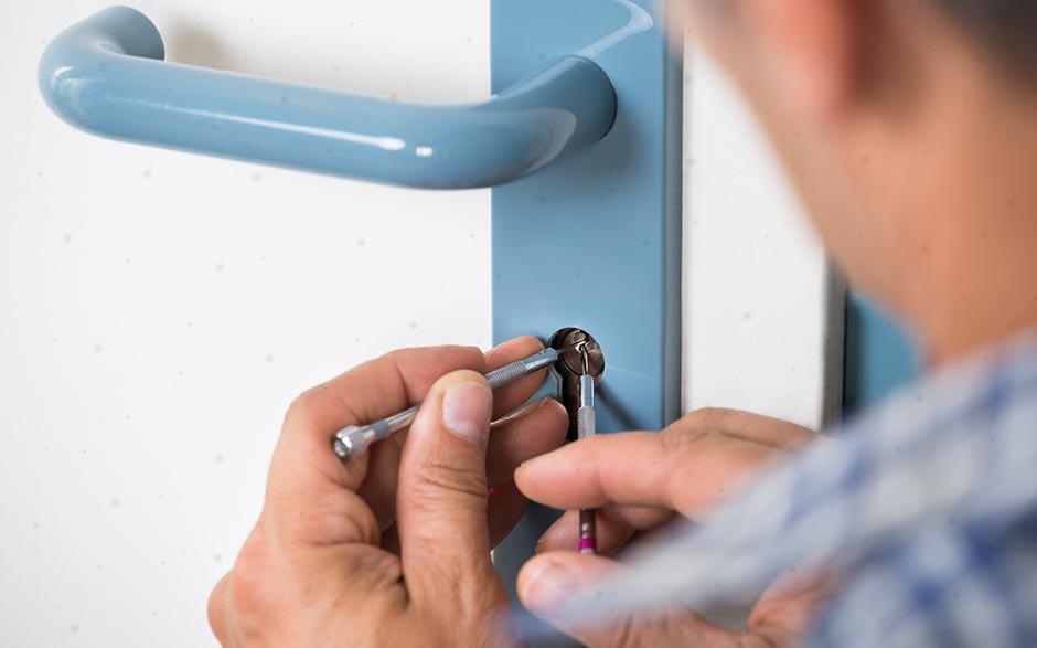 serrurier ouverture de porte Antony